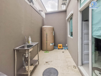 *****ทาวน์เฮ้าส์มือสองย่านนนทบุรี ม.คาซ่าซิตี้ ราชพฤกษ์-พระราม5 เนื้อที่ 18.5 ตร.ว. ฟังก์ชัน 3 ห้องนอน 2 ห้องน้ำ 2 ที่จอดรถ บนทำเลเยี่ยม เชื่อมต่อถนนหลายเส้นทาง ใกล้เซ็นทรัลเวสต์เกต และรถไฟฟ้าสายสีม่วง "สถานีบางพลู" จองด่วน!